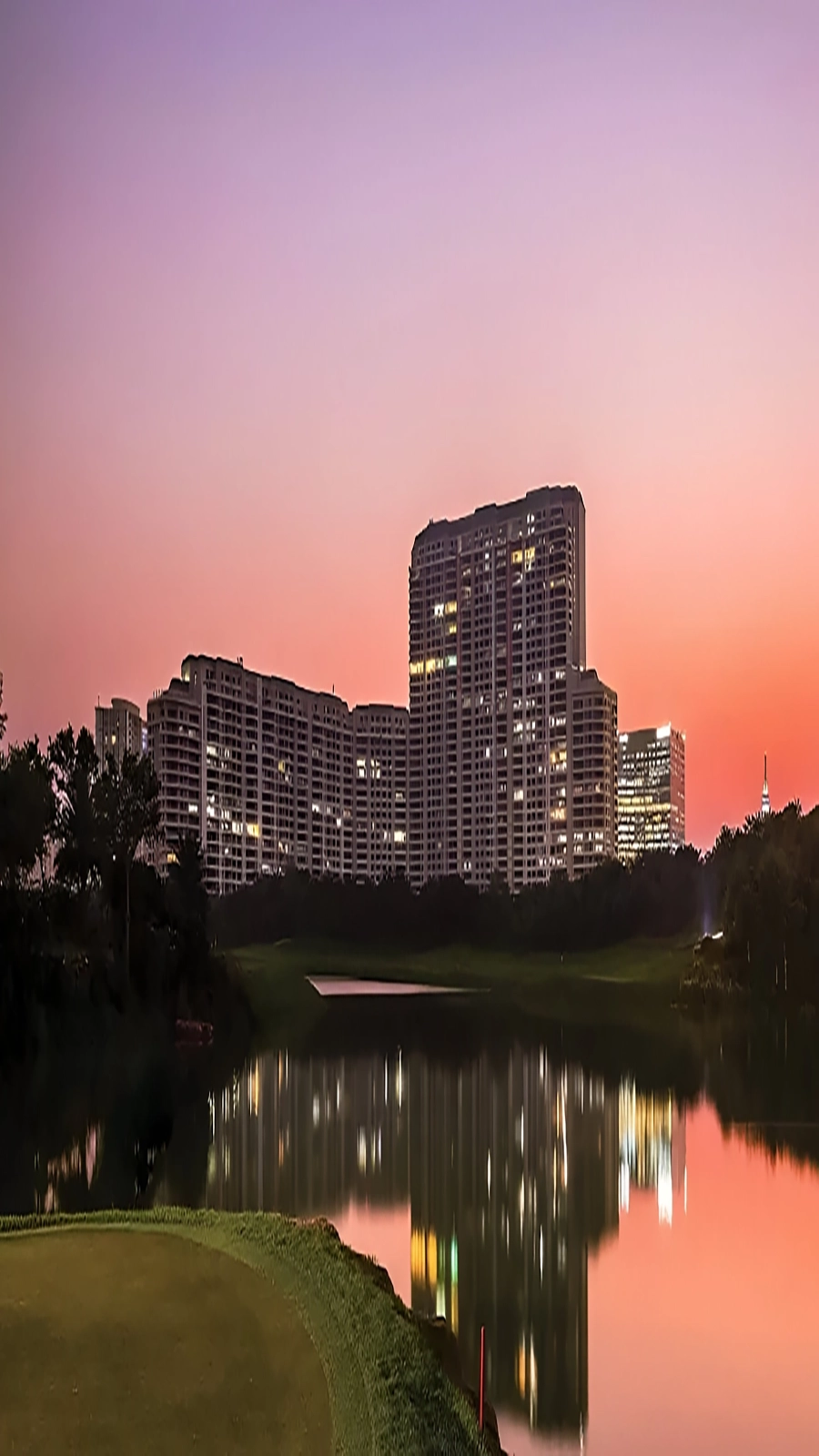 DLF The Camellias